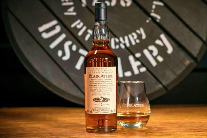 Highlands of Scotland Whisky Tour & Tasting with Scottish Local