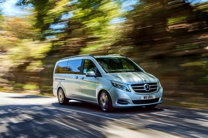 London Heathrow Airport to Nottinghamshire Luxury Airport Transfer Service