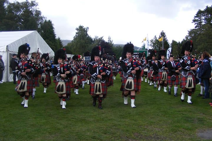 Round-Trip Transportation to the Braemar Highland Games from Edinburgh