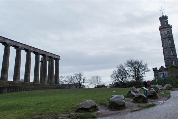 Private City Tour in Edinburgh Brazilian Guide
