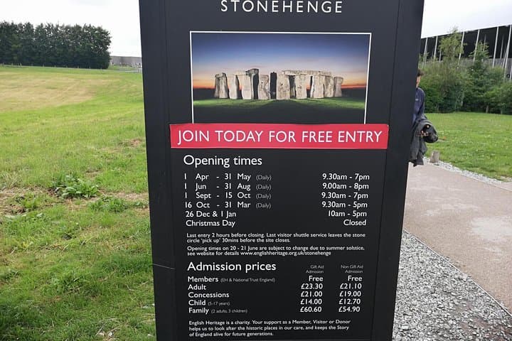 Entry Board at Stonehenge