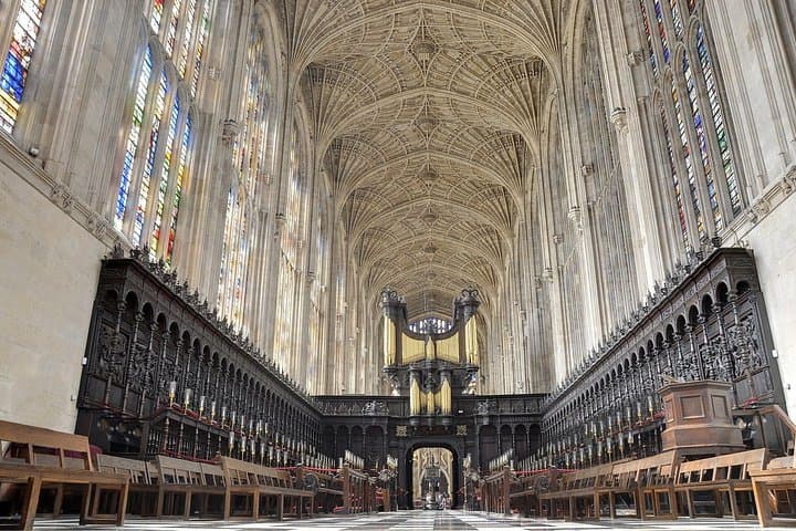 Oxford, Stratford-upon-Avon and Warwick Castle on Boxing Day