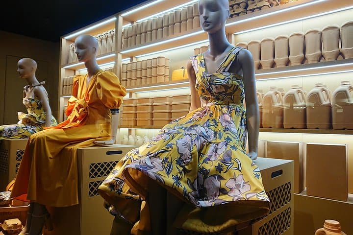 Fun London Shopping Tour