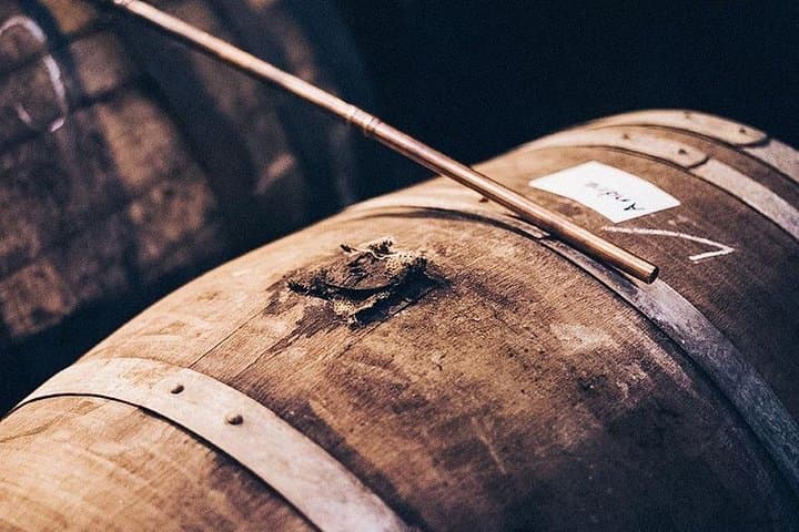 Private Edinburgh Whisky Tour - Distilleries & Tastings