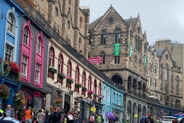 Private City Tour in Edinburgh Brazilian Guide