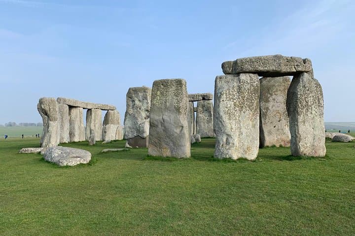 Path view of the stones