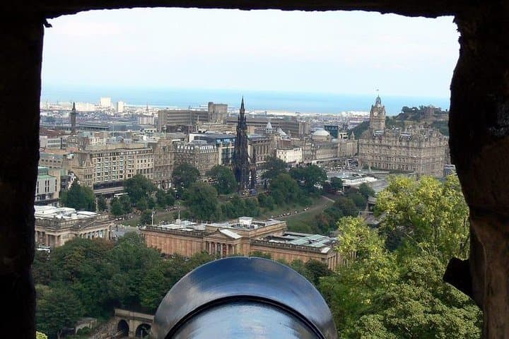 Private Edinburgh & Rosslyn Chapel Tour