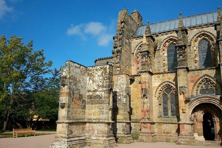 Private Edinburgh & Rosslyn Chapel Tour