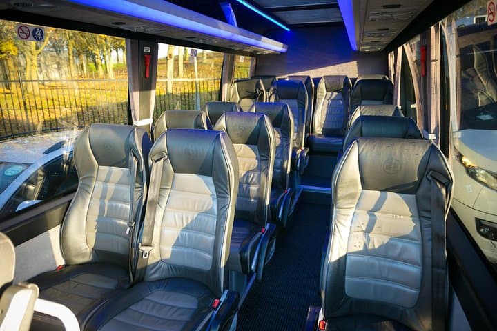 Private Minibus Arrival: Stansted to Central London