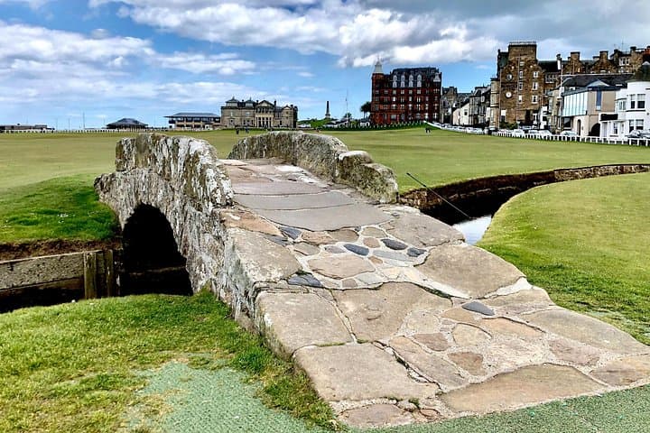 Swilcan Bridge at the 18th, St Andrews