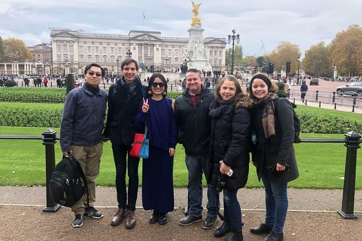 Private Walking Tour of Royal London with Changing of the Guard