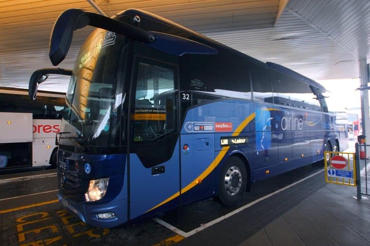 Airport Coach Service from Oxford to Heathrow