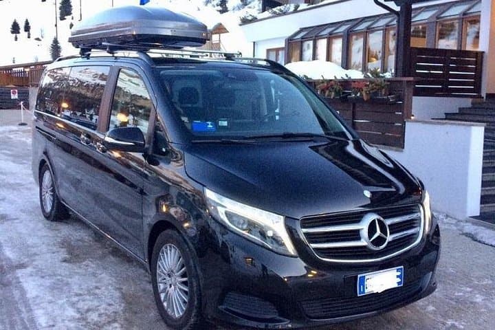 Towcester to Birmingham Airport(BHX) - Departure Private Transfer
