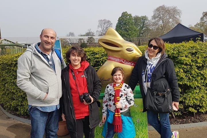 Half way through this Happy Potter tour we found a giant rabbit, well it was Easter.