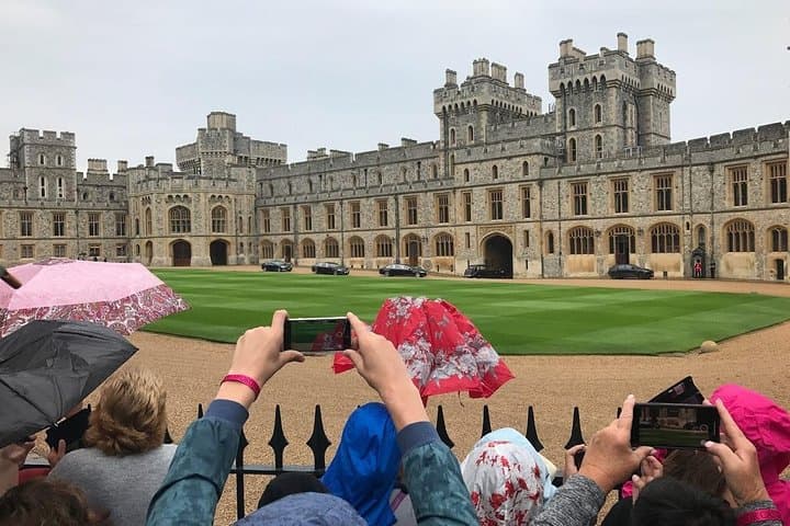 Windsor Castle Heathrow Airport Private Layover