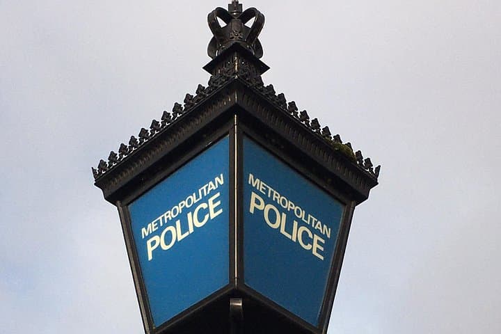 See iconic symbols of the London Metropolitan Police.