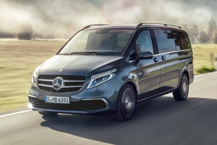 Heathrow: Private Mercedes Minivan Transfer to Central London