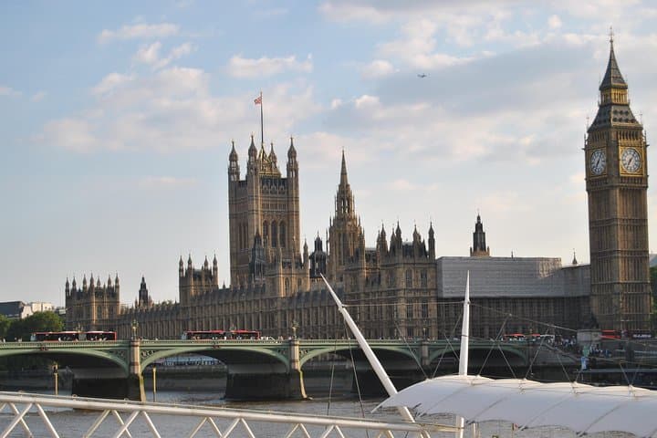 Private Photo Shoot in London with a Professional Photographer