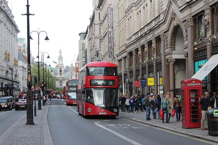 Layover Tour of London from LHR Executive Luxurious Vehicle Private Tour 6 hour