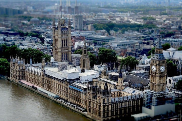 Layover Tour of London from LHR Executive Luxurious Vehicle Private Tour 6 hour