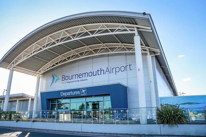 Private Bournemouth Departure Transfer - Hotel / Accommodation to Airport