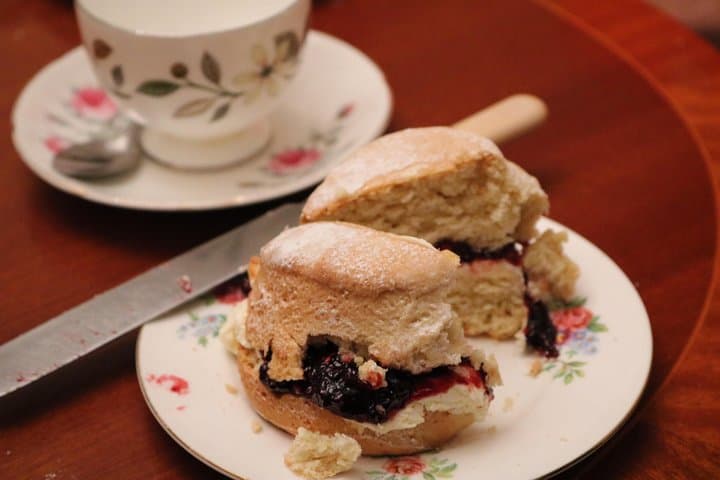 Edinburgh Like a Local: New Town & Stockbridge Food Tour