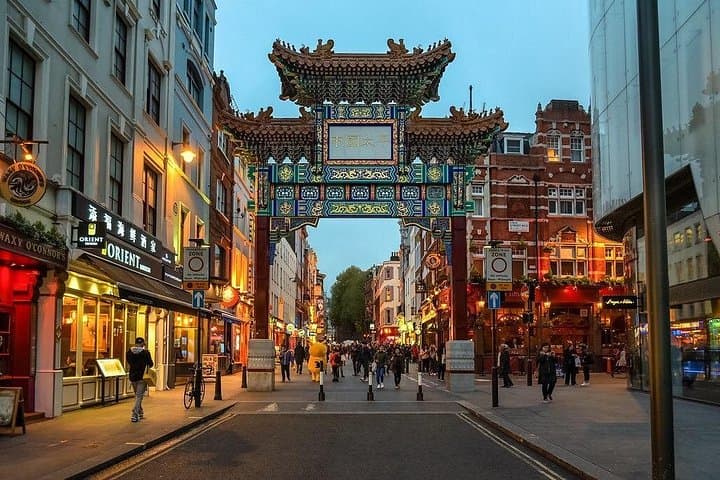 Private 4 hour Tour of London with driver and guide with Hotel Pick Up
