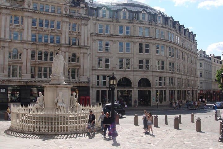 Half Day Private London Tour with Horse Guards Parade