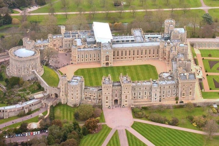 Private 6 hours Tour to Windsor Castle with London hotel pick up