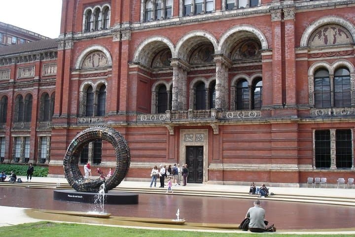 V&A Victoria and Albert Museum Tour
