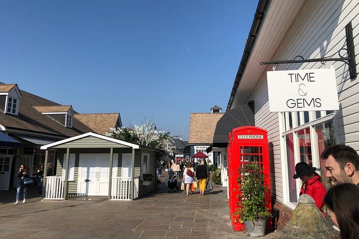 Bicester Village Private Guided Shopping Experience