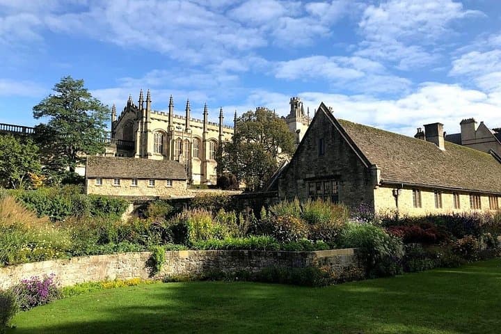 Footsteps of Harry Potter in Oxford