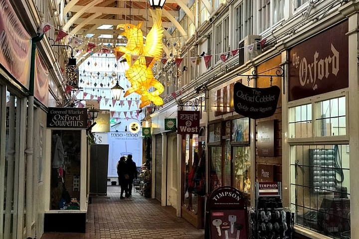 Footsteps of Harry Potter in Oxford