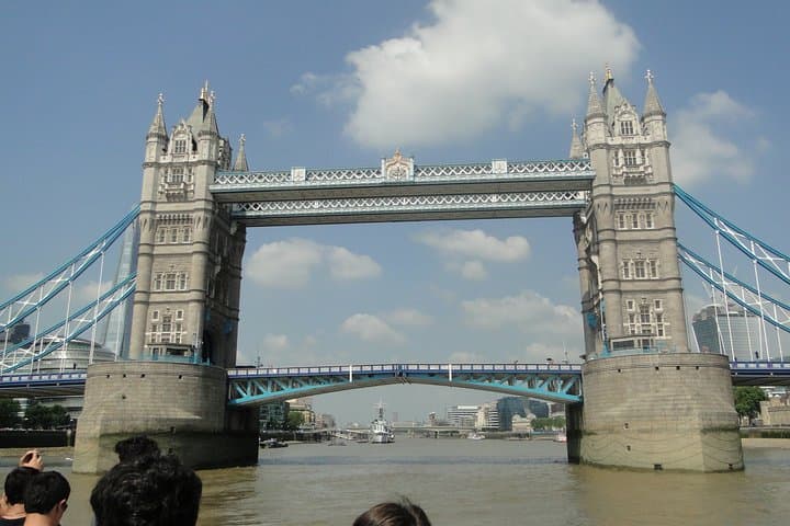 4 Day London Private Tour with Stay at English Host Family