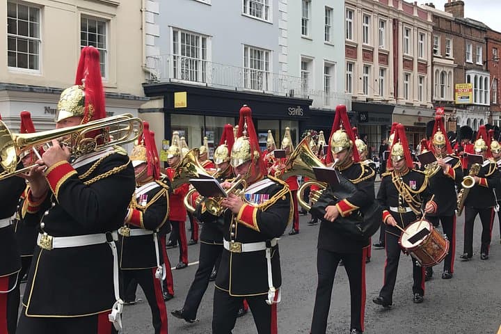 8 Day London Junior Kings and Queens Private English Course