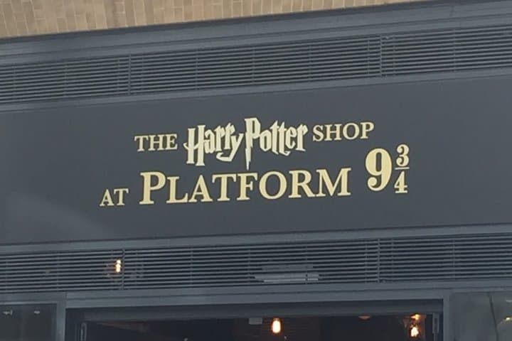 Harry Potter's 8-Day Private English Course and London Tour