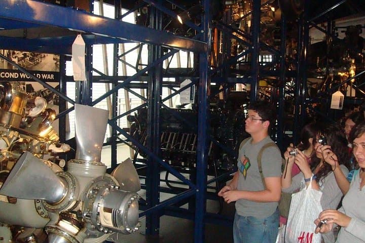 8 Days English and Engineering University Program in London