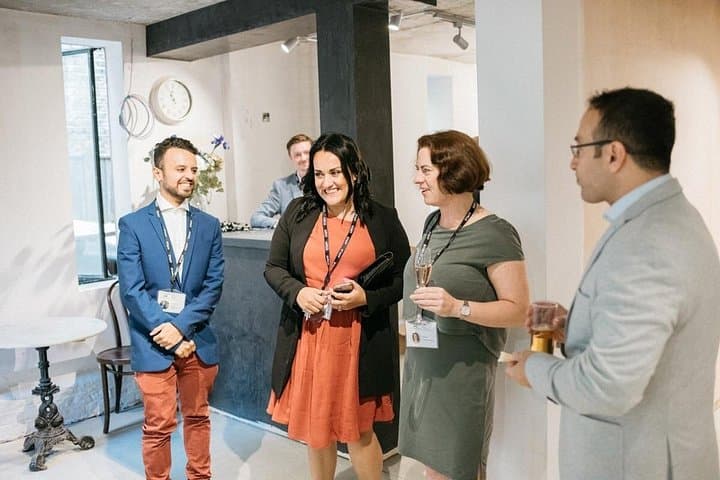 English + Business and Leadership University Taster One Week Program in London
