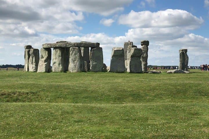 Bath and Stonehenge Full-Day Private Tour from London