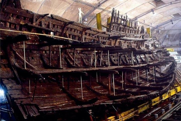 Full-Day Private Tour to the Historic Naval City Portsmouth