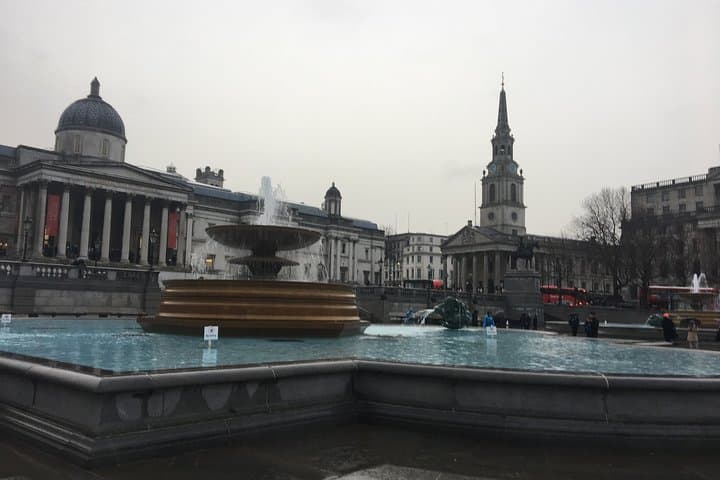 Private Guided and Chauffeured Tour of London
