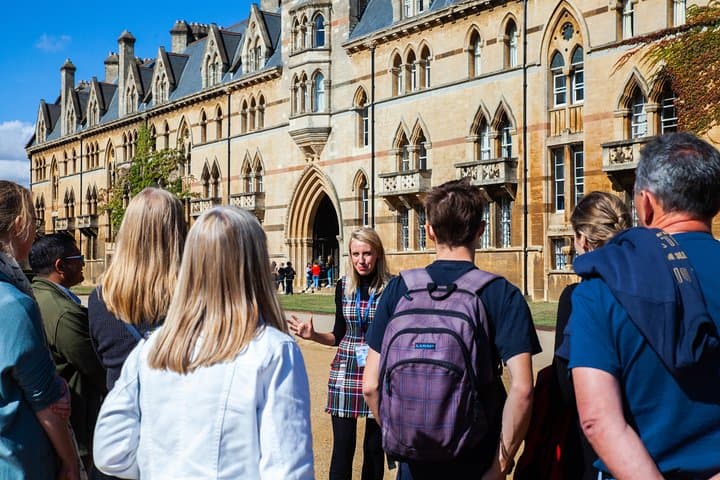 Oxford University Walking Tour in Spanish