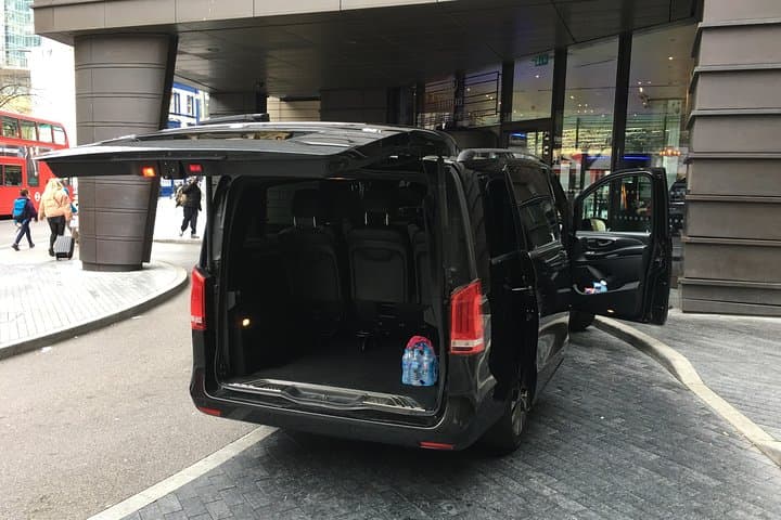 Private transfers to/from Harwich International Cruise Port and Central London