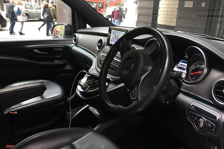 Heathrow Airport Private Transfers to/from London (Postcode W8 to W14)