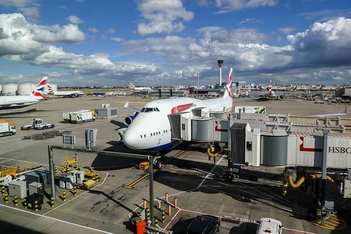 Heathrow Airport Private Transfers to/from London (Postcode N1-NW1-SE1)