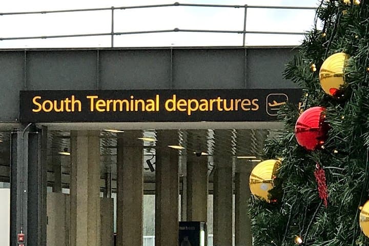 Gatwick Airport Private Transfers to/from London (Postcode E1 to E14)