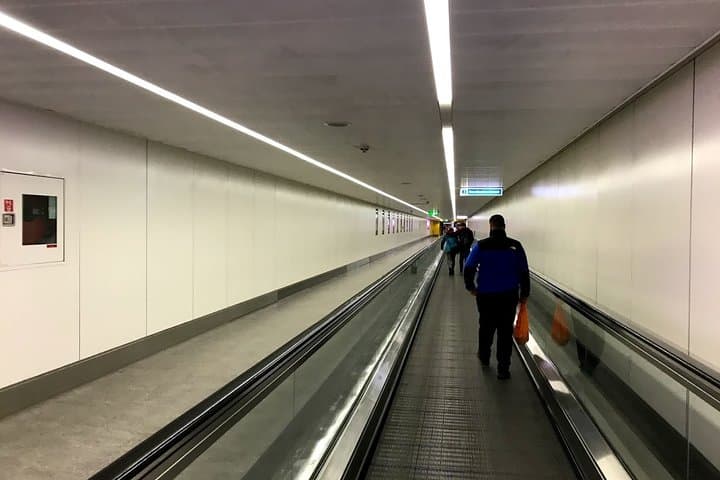 Gatwick Airport Private Transfers to/from London (Postcode N1-NW1-SE1)
