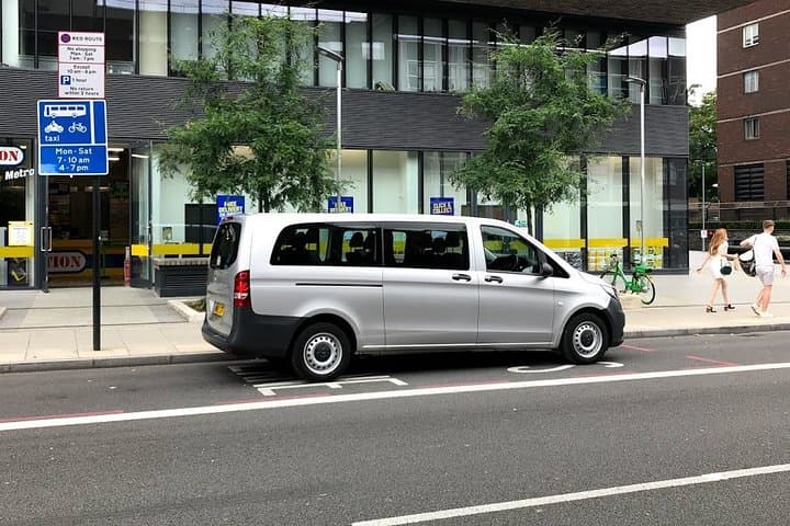 Luton Airport Private Transfers to/from London (Postcode SW5 to SW11)