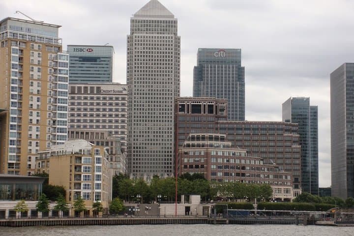 London City Airport Private Transfers to/fro London (Postcode W1 to W7)