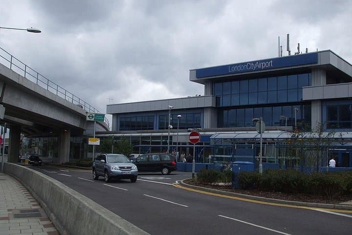 London City Airport Private Transfers to/from London (Postcode E1 to E14)